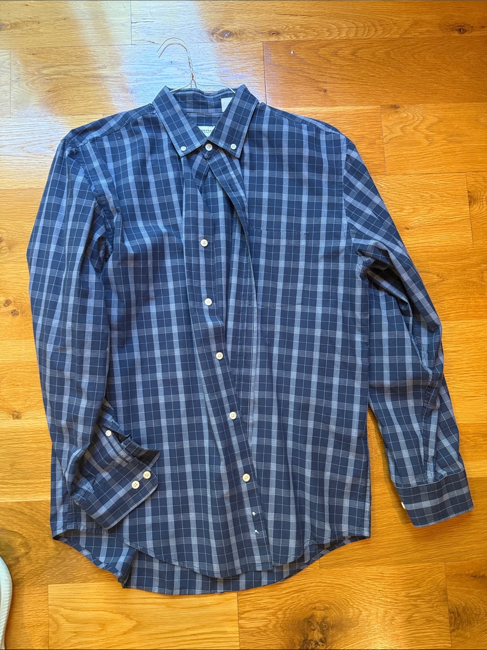 Men's Blue Plaid Button-Down Shirt haggar large